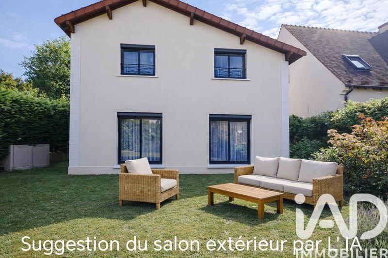 Maison - 204 m² - 8 pièces