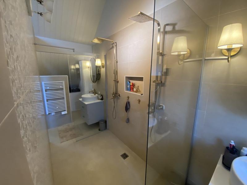 Maison - 187 m² - 5 pièces