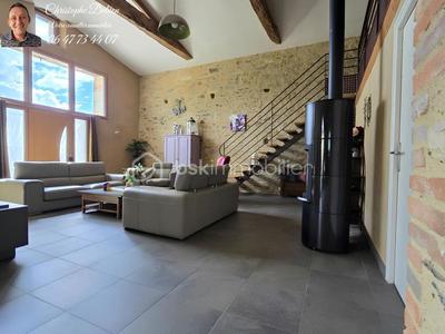 Grange - 231 m² - 10 pièces