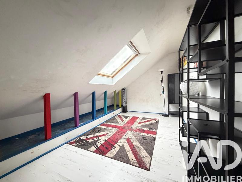 Maison - 180 m² - 8 pièces