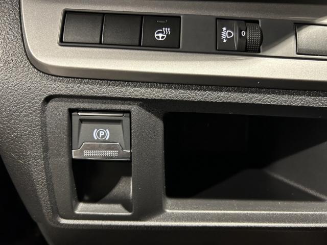 Peugeot Expert Cabine Approfondie Prix Ttc - 5 Places m Bluehdi 180 Ch Eat8 Gris Titane Pack Look Jantes Led Jumpy Sieges