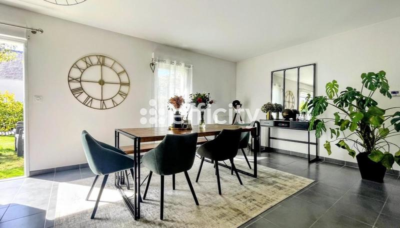 Maison - 105 m² - 4 pièces