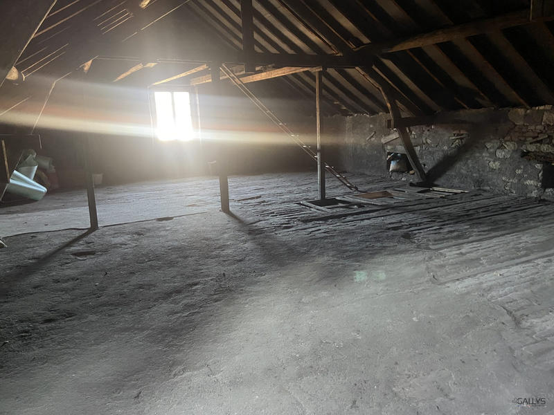 Maison - 280 m² - 4 pièces