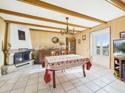 Maison - 106 m² - 5 pièces