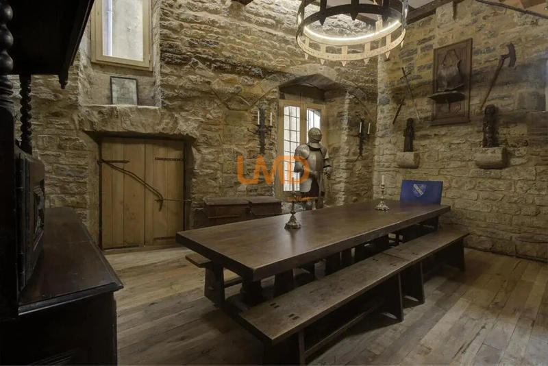 Hôtel particulier - 183 m² - 7 pièces