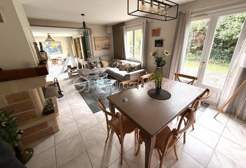 Maison - 105 m² - 4 pièces