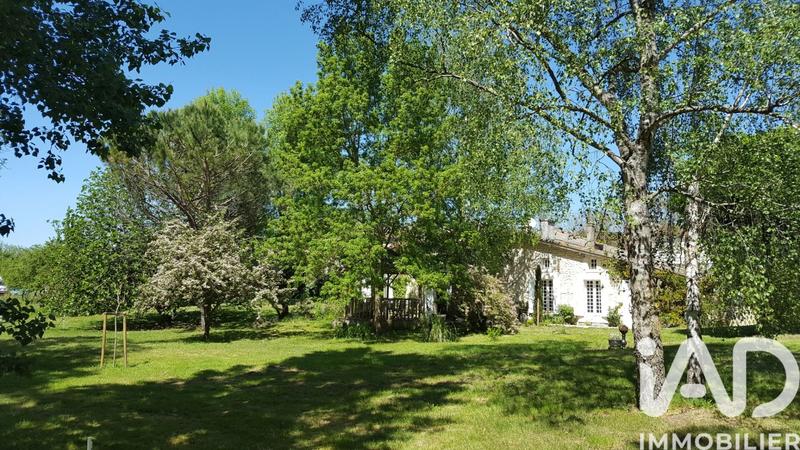 Maison de campagne - 205 m² - 10 pièces