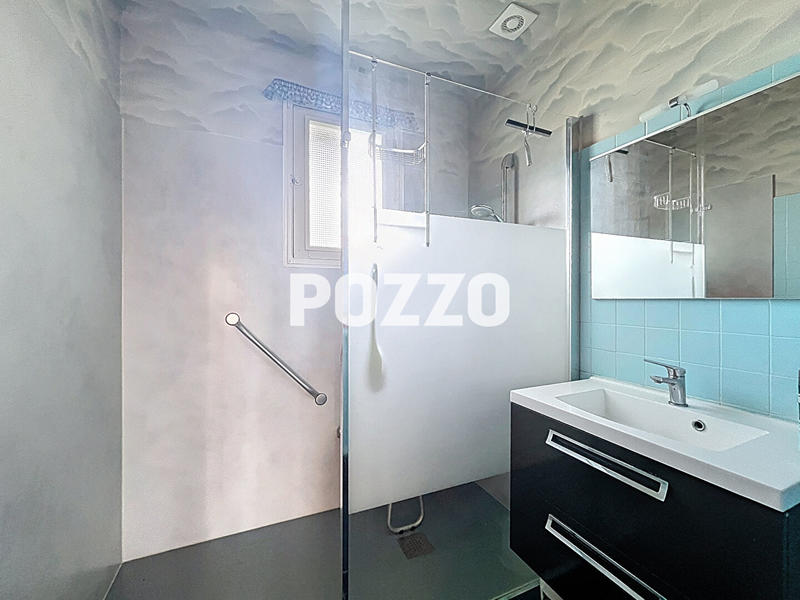 Maison - 80 m² - 5 pièces