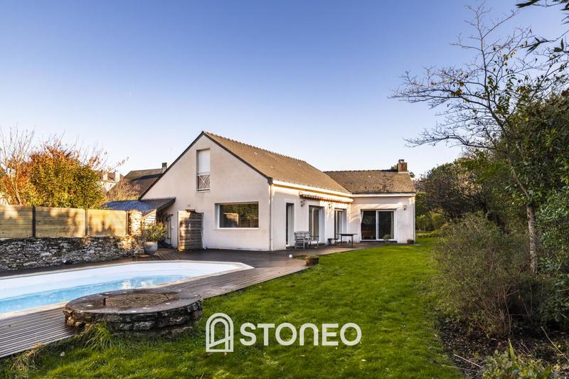 Maison ancienne - 204 m² - 7 pièces