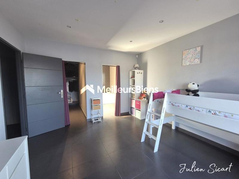 Villa - 155 m² - 5 pièces