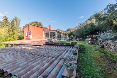 Propriété - 192 m² - 7 pièces