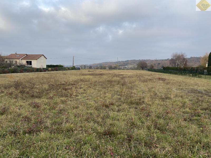 Terrain constructible - 4 503 m²