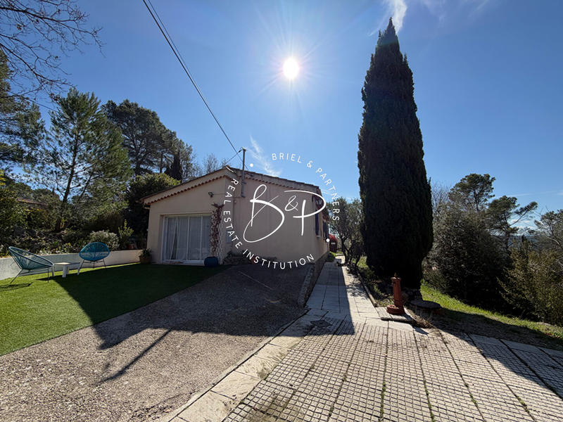 Maison - 106 m² - 5 pièces