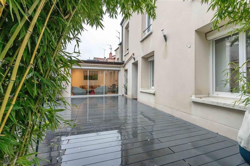 Maison - 102 m² - 5 pièces