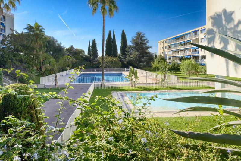 Appartement - 86 m² - 4 pièces