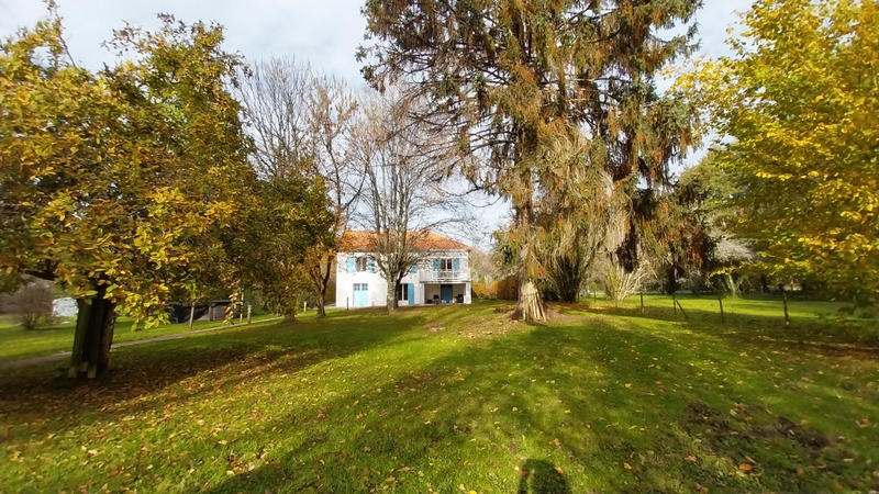 Maison - 185 m² - 6 pièces