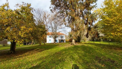 Maison - 185 m² - 6 pièces