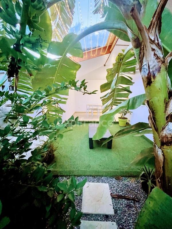 Maison - 102 m² - 4 pièces