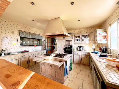 Maison - 175 m² - 8 pièces