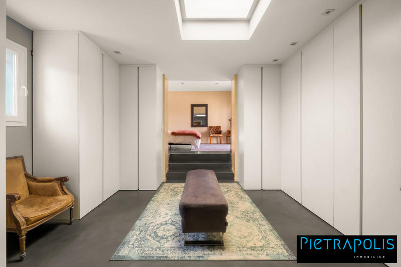 Maison contemporaine - 226 m² - 8 pièces