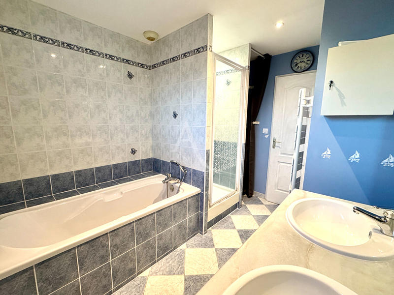 Maison - 88 m² - 4 pièces