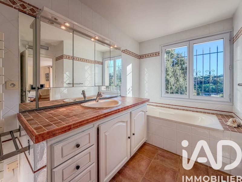 Maison - 133 m² - 5 pièces