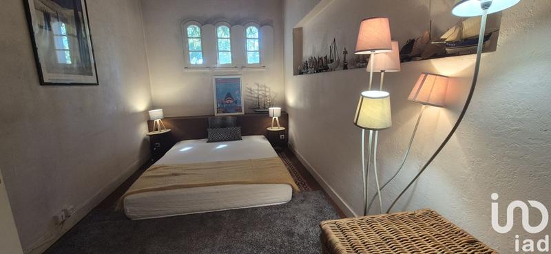 Maison - 240 m² - 7 pièces