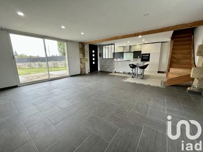 Maison - 96 m² - 4 pièces