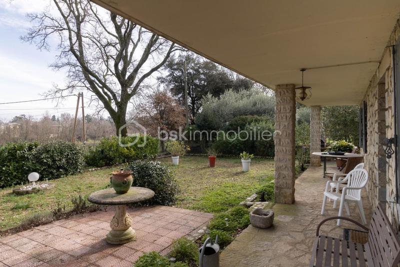 Villa - 147 m² - 8 pièces