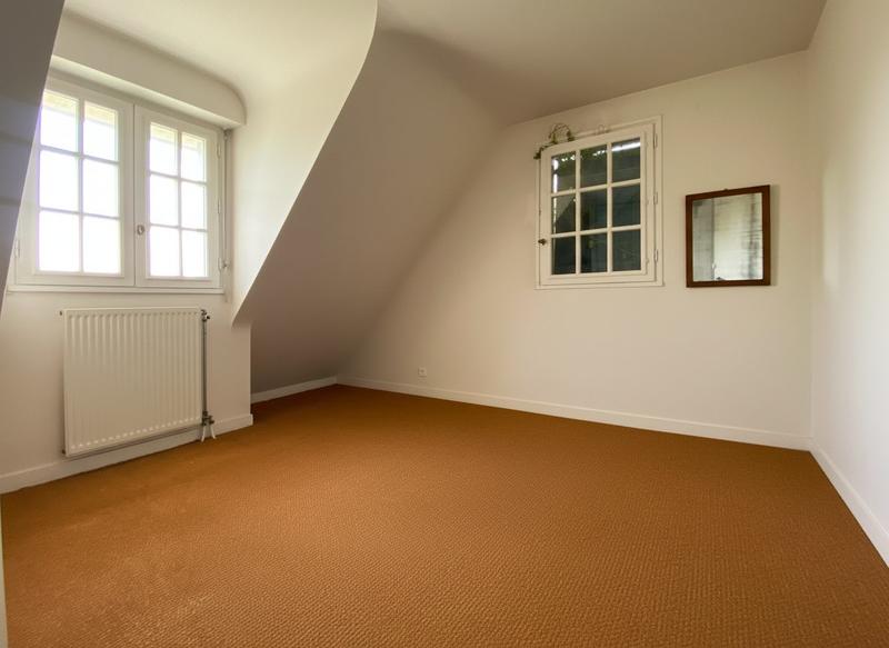 Maison traditionnelle - 130 m² - 5 pièces