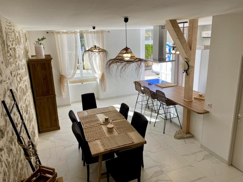 Maison traditionnelle - 141 m² - 3 pièces