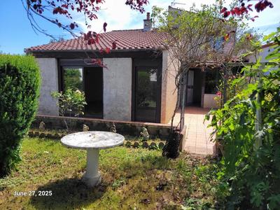 Maison - 92 m² - 5 pièces