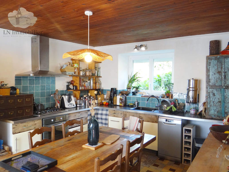 Maison - 138 m² - 7 pièces