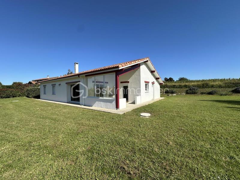 Maison - 98 m² - 4 pièces