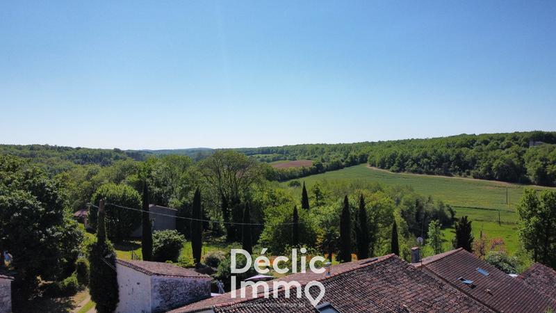 Maison - 388 m² - 11 pièces