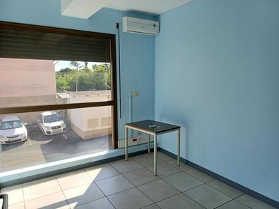 Bureau - 72 m²