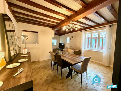 Maison - 160 m² - 6 pièces