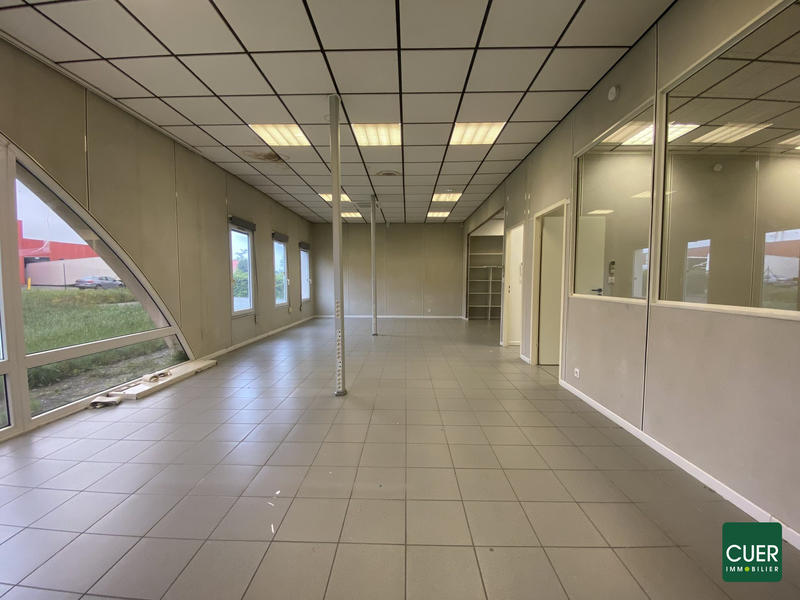 Local commercial - 248 m² - 5 pièces