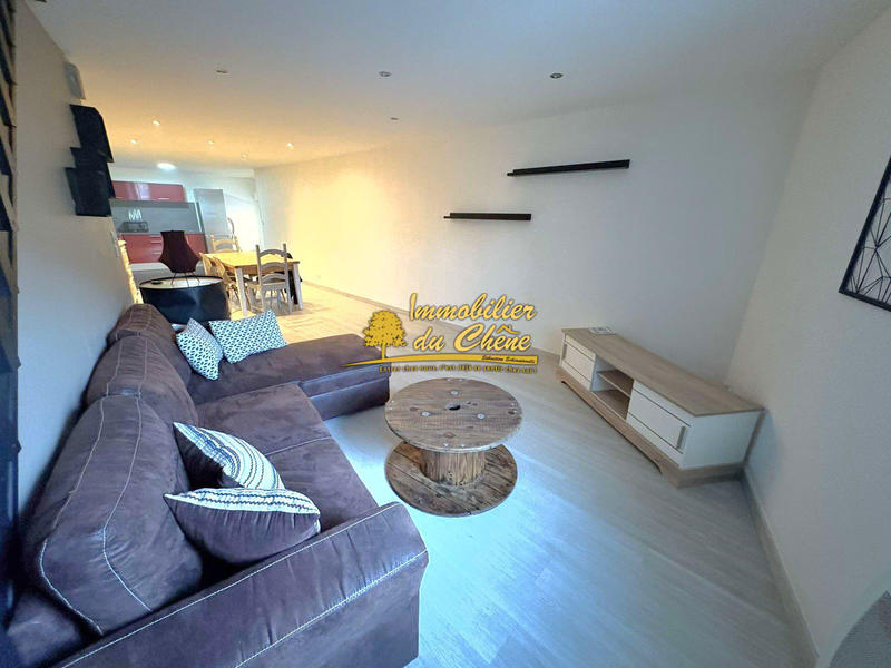 Appartement - 99 m² - 5 pièces