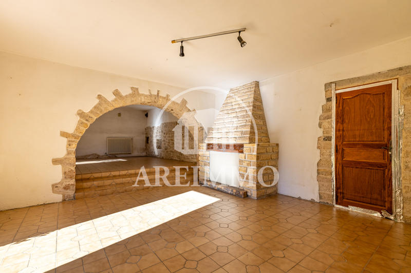 Maison - 208 m² - 7 pièces