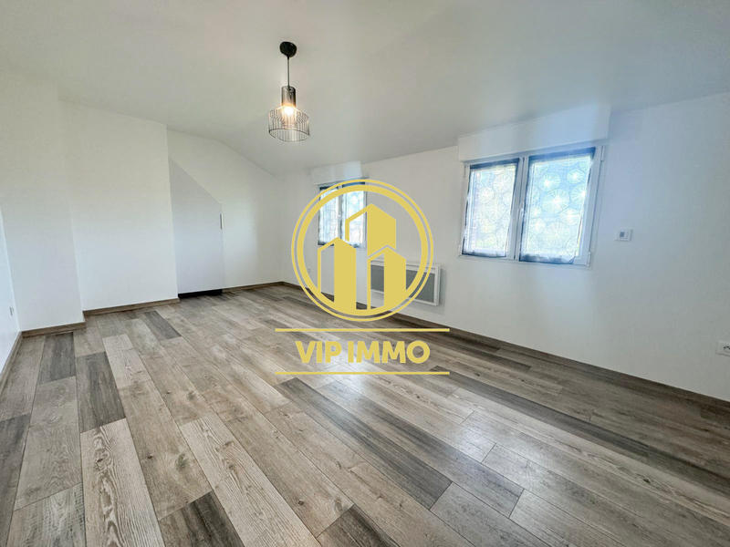 Maison - 180 m² - 5 pièces