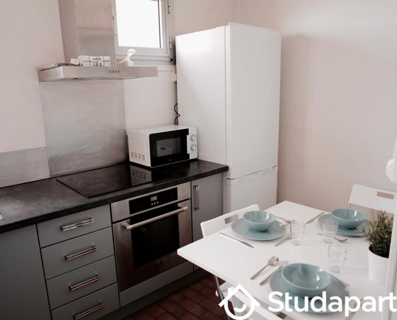 Chambre - 13 m² - 1 pièce