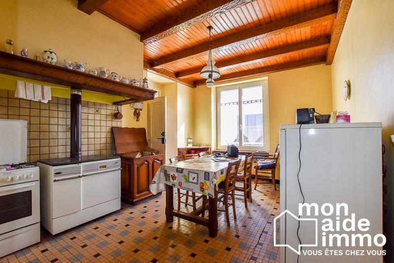 Maison ancienne - 111 m² - 7 pièces