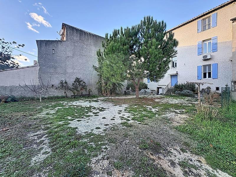 Immeuble - 268 m² - 12 pièces