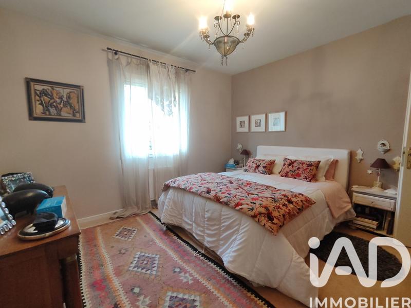 Maison - 265 m² - 6 pièces