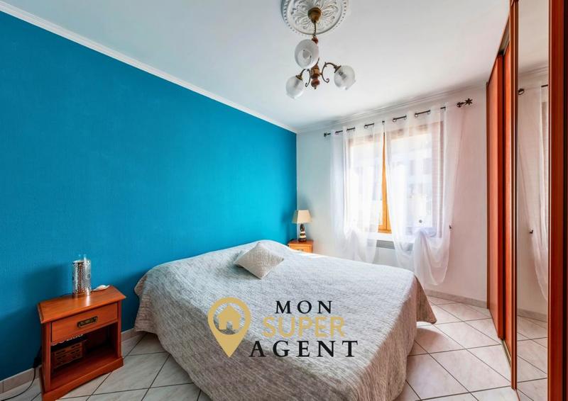 Château - 105 m² - 5 pièces