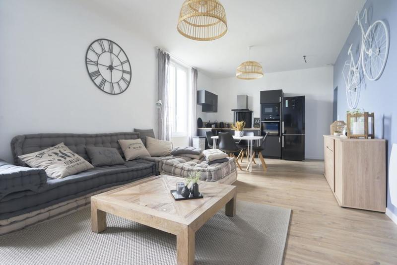 Appartement - 90 m² - 5 pièces