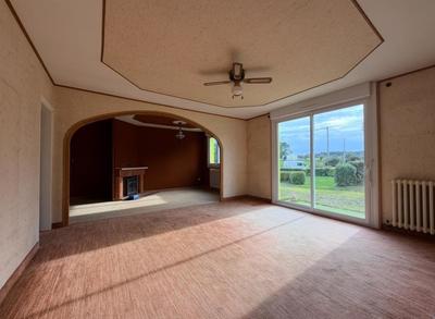 Maison - 93 m² - 5 pièces