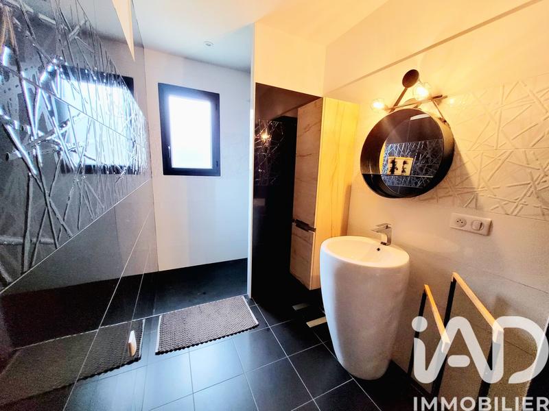 Maison - 173 m² - 5 pièces