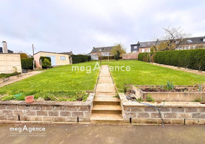 Maison traditionnelle - 75 m² - 4 pièces